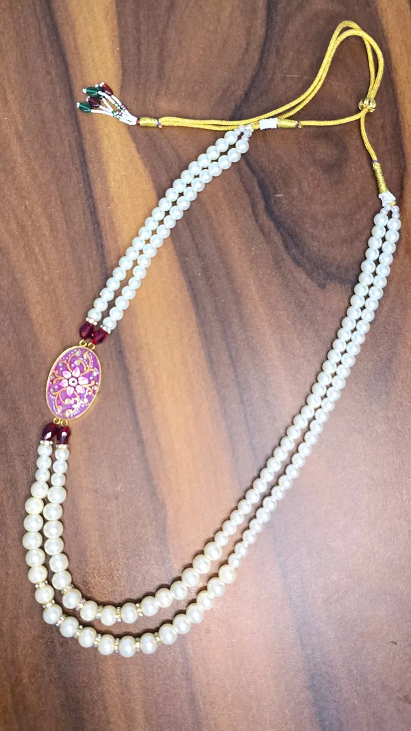 White_&_Maroon_Brass_Mother_of_Pearl_Necklace_For_Women