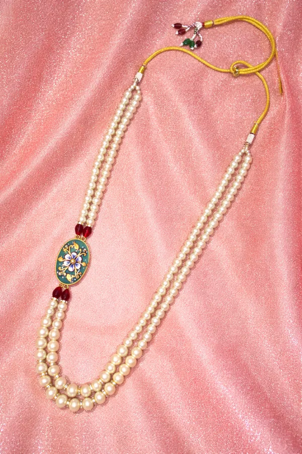 Multicolor_Brass_Mother_of_Pearl_Necklace_For_Women