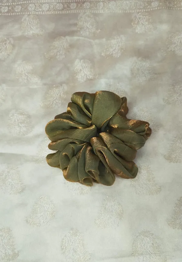 Green_Brass_Silk_Scrunchie_For_Women