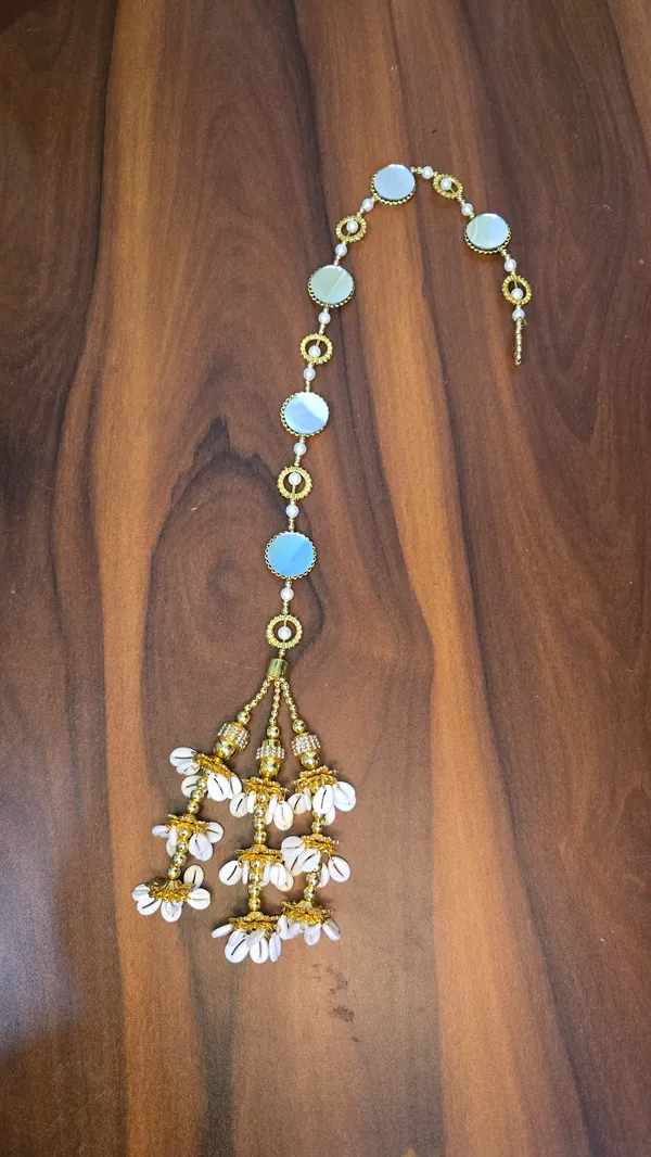 Gold_Brass_Paranda_For_Women