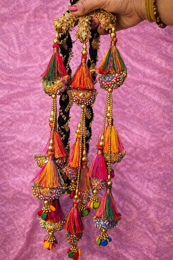 Multicolor_Brass_Patiala_Shahi_Paranda_For_Women