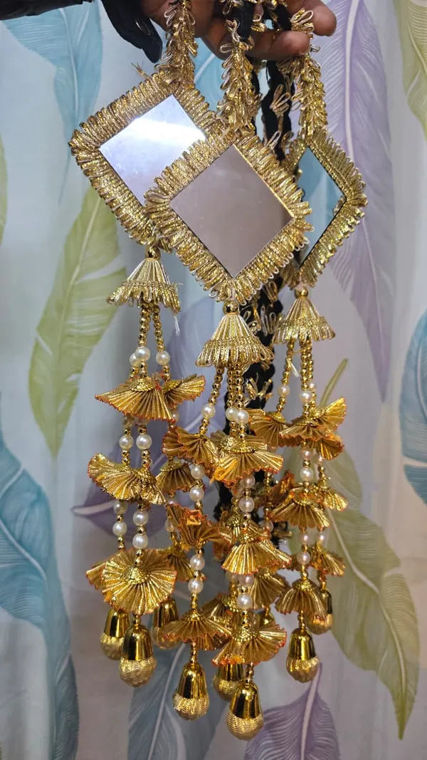 Gold_Brass_Patiala_Shahi_Paranda_For_Women