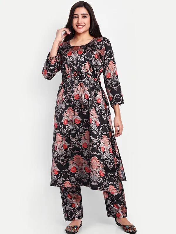 Black_And_Red_Cotton_Premium_&_Elegant_Kurti_&_Pant_For_Women