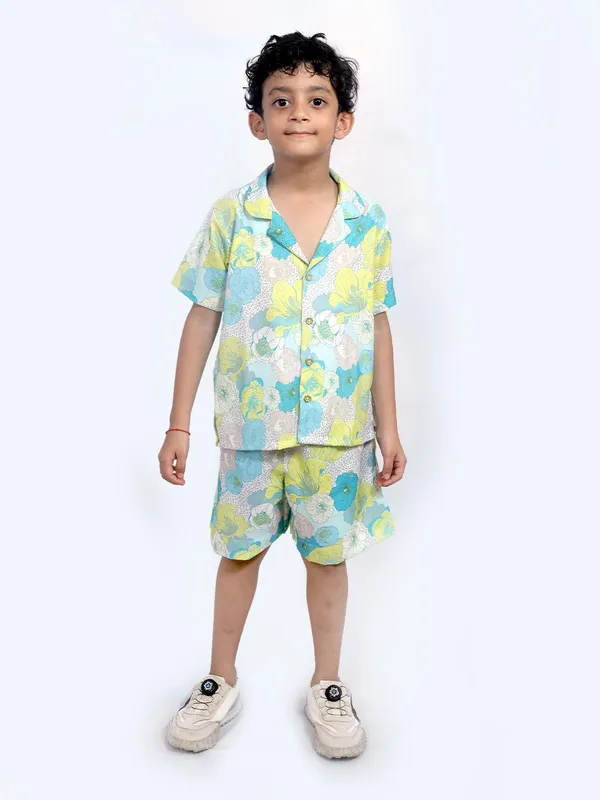 White_And_Green_Cotton_Premium_&_Elegant_Shirt_With_Short_For_Boys