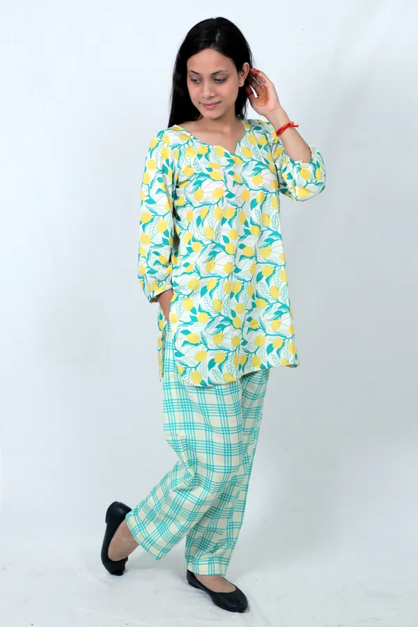 Multicolor_Cotton_Premium_&_Elegant_Night_Suit_For_Women