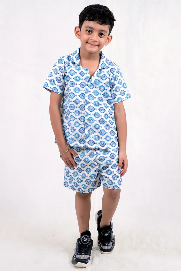 Co-Ord_Set_–_Multicolor_Printed_Shirt_&_Shorts