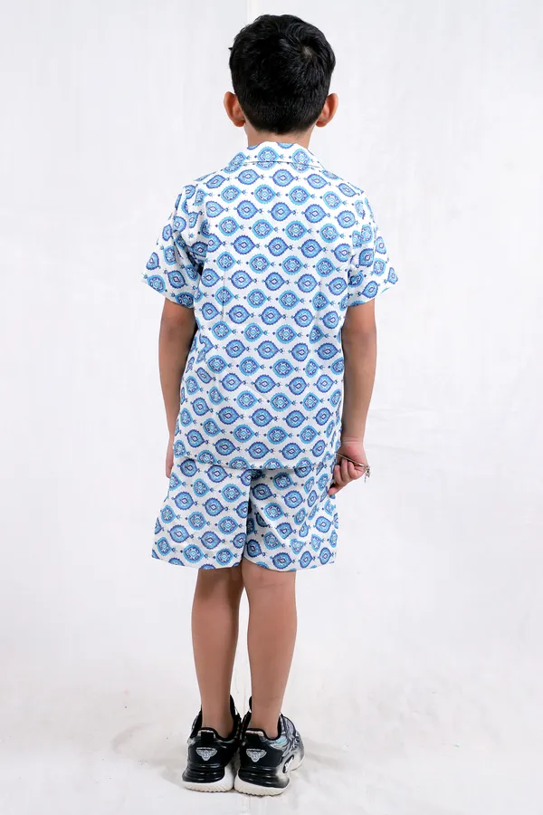 Co-Ord_Set_–_Multicolor_Printed_Shirt_&_Shorts