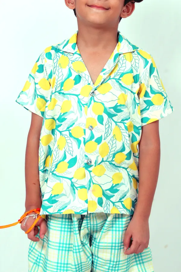 Co-Ord_Set_–_Multicolor_Printed_Shirt_&_Shorts