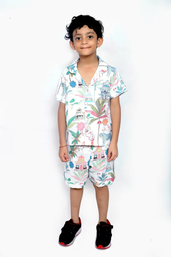 Co-Ord_Set_–_Multicolor_Printed_Shirt_&_Shorts