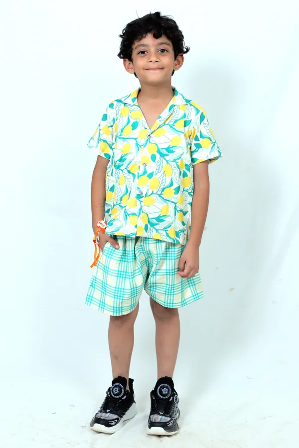 Co-Ord_Set_–_Multicolor_Printed_Shirt_&_Shorts