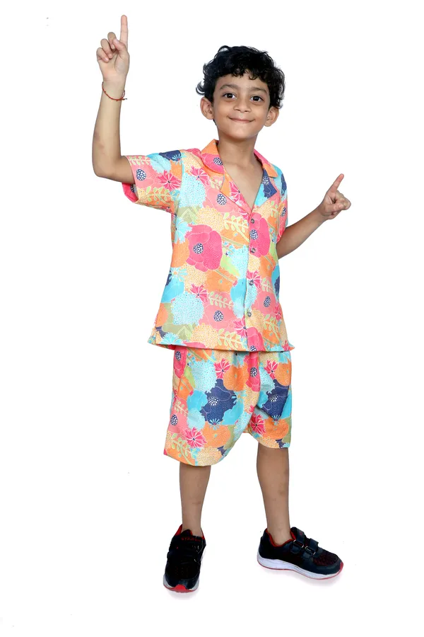 Co-Ord_Set_–_Multicolor_Printed_Shirt_&_Shorts