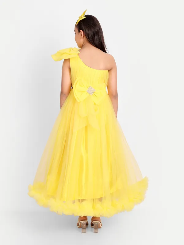 Girls_Yellow_One-Shoulder_Princess_Gown_|_Designer_Tulle_Party_Wear_Long_Dress_with_Crystal_Belt