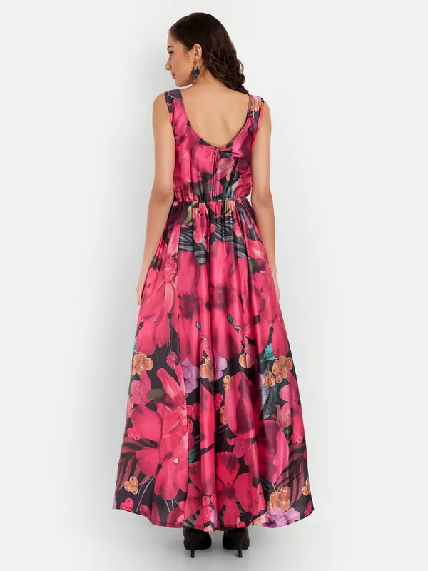 Red_Cotton_Premium_&_Elegant_Dress_For_Women