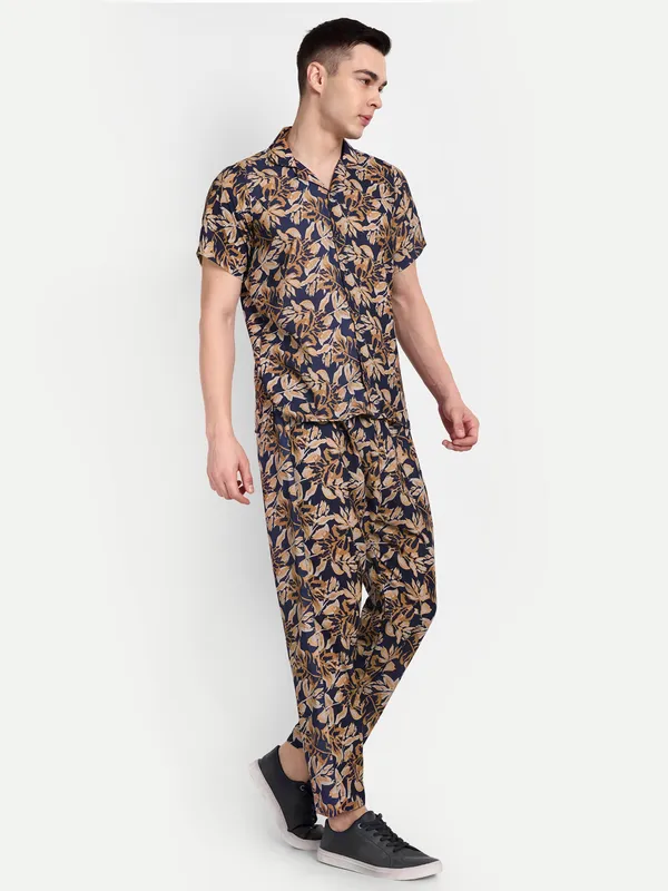 Men’s_Rust_Floral_Co-Ord_Set_with_Short_Sleeve_Shirt_&_Trousers