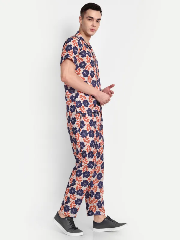 Men’s_Rust_Floral_Co-Ord_Set_with_Short_Sleeve_Shirt_&_Trousers