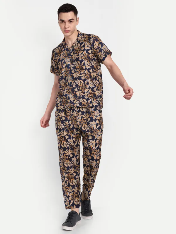 Men’s_Rust_Floral_Co-Ord_Set_with_Short_Sleeve_Shirt_&_Trousers