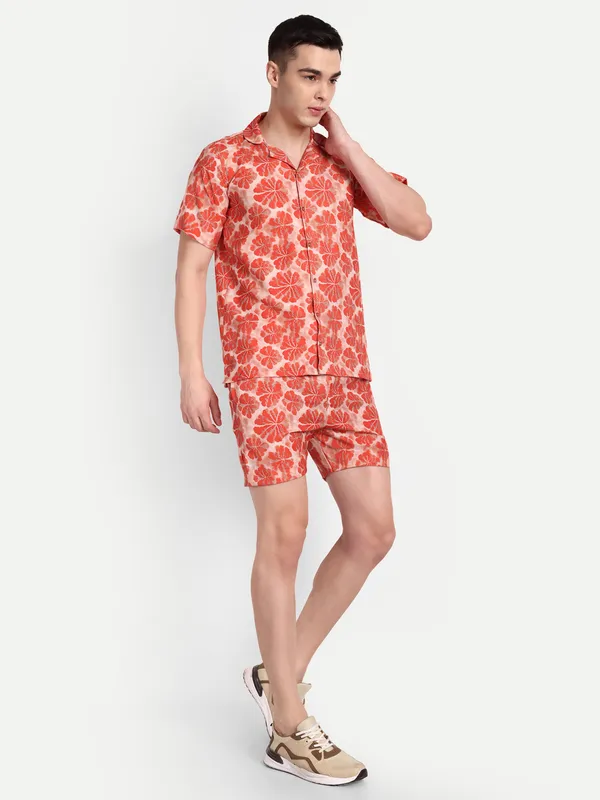 Print_Co-Ord_Set_for_Men_–_Summer_Casual_Shirt_&_Shorts_Combo