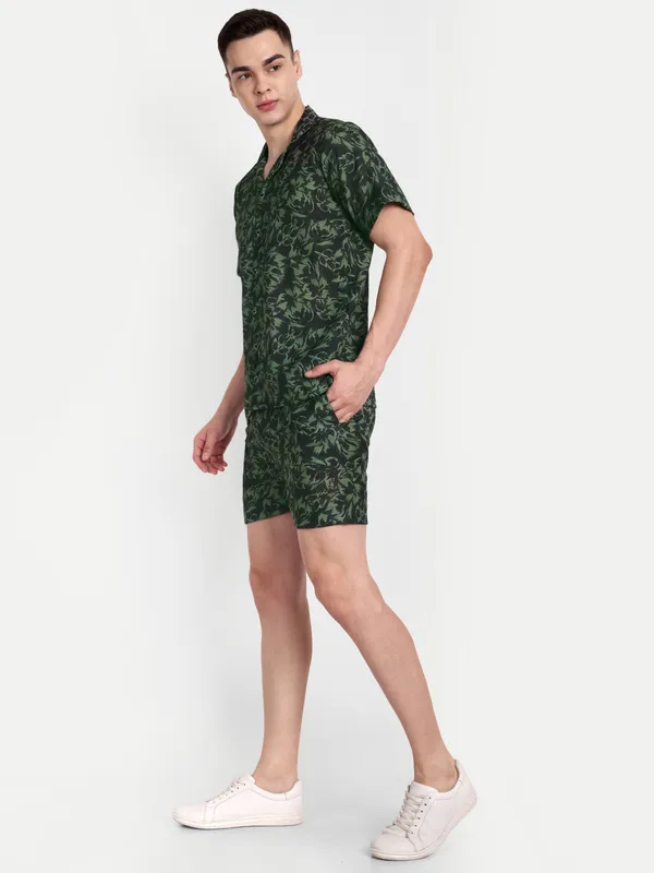 Print_Co-Ord_Set_for_Men_–_Summer_Casual_Shirt_&_Shorts_Combo