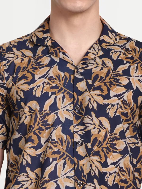 Print_Co-Ord_Set_for_Men_–_Summer_Casual_Shirt_&_Shorts_Combo