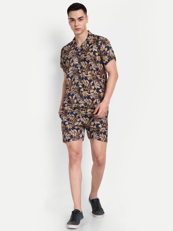 Print_Co-Ord_Set_for_Men_–_Summer_Casual_Shirt_&_Shorts_Combo
