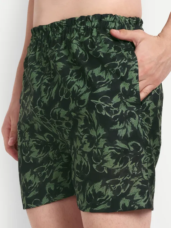 Print_Co-Ord_Set_for_Men_–_Summer_Casual_Shirt_&_Shorts_Combo