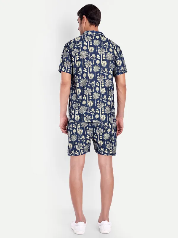 Print_Co-Ord_Set_for_Men_–_Summer_Casual_Shirt_&_Shorts_Combo