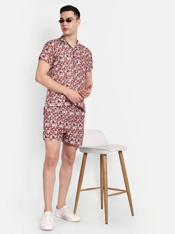 Print_Co-Ord_Set_for_Men_–_Summer_Casual_Shirt_&_Shorts_Combo