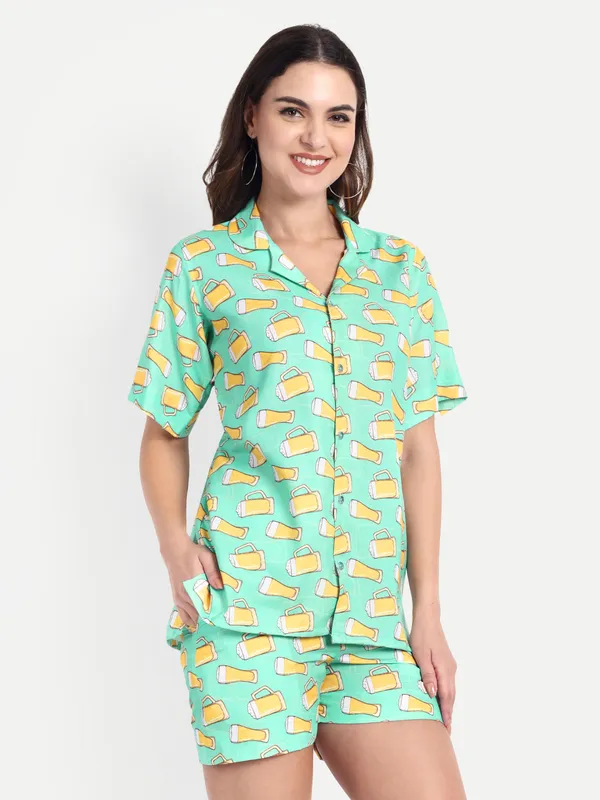 Light_Green_Cotton_Premium_&_Elegant_Top_&_Shorts_For_Women
