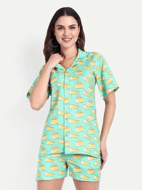 Light_Green_Cotton_Premium_&_Elegant_Top_&_Shorts_For_Women