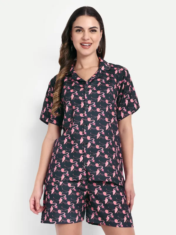 Black_Cotton_Premium_&_Elegant_Top_&_Shorts_For_Women