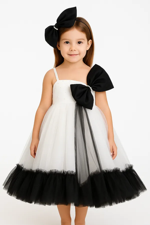 White_&_Black_One_Shoulder_Net_Fit_&_Flare_Maxi_Dress