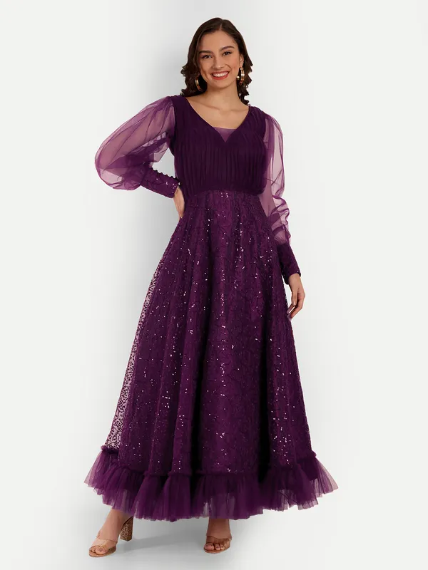 Women_Embellished_V-Neck_Puff_Sleeves_Net_Maxi_Dress