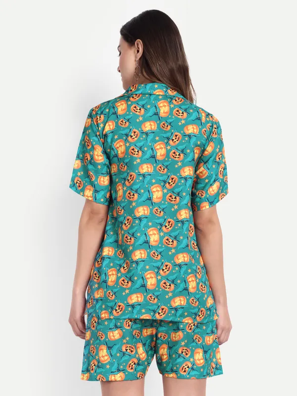 Multicolor_Cotton_Premium_&_Elegant_Top_&_Shorts_For_Women