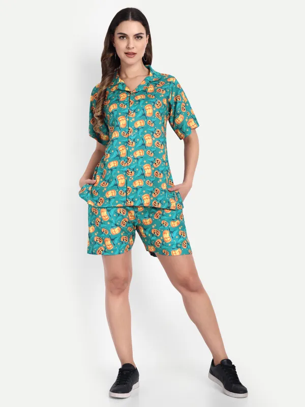 Multicolor_Cotton_Premium_&_Elegant_Top_&_Shorts_For_Women