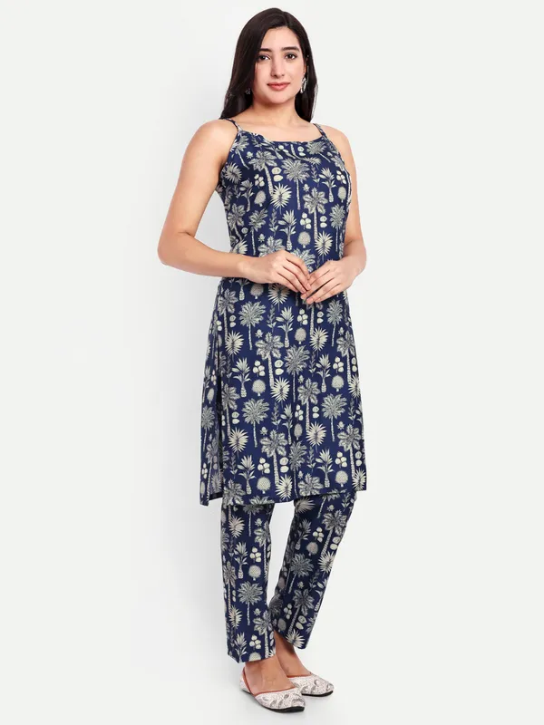 Navy_Blue_Cotton_Premium_&_Elegant_Kurti_&_Pant_For_Women