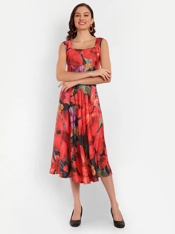 Red_Cotton_Premium_&_Elegant_Dress_For_Women