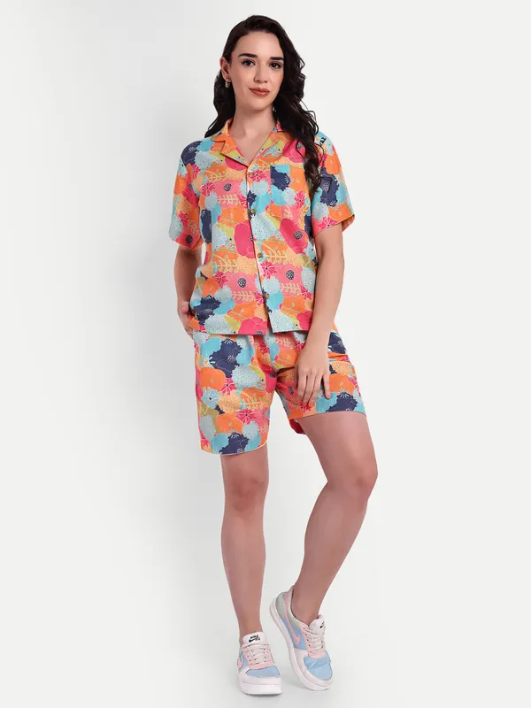 Multicolor_Cotton_Premium_&_Elegant_Top_&_Shorts_For_Women