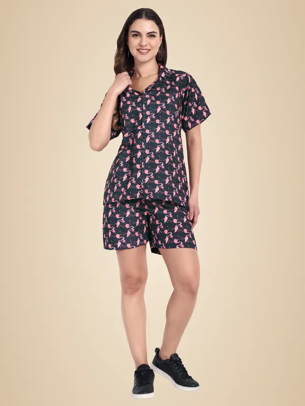 Black_Cotton_Premium_&_Elegant_Top_&_Shorts_For_Women