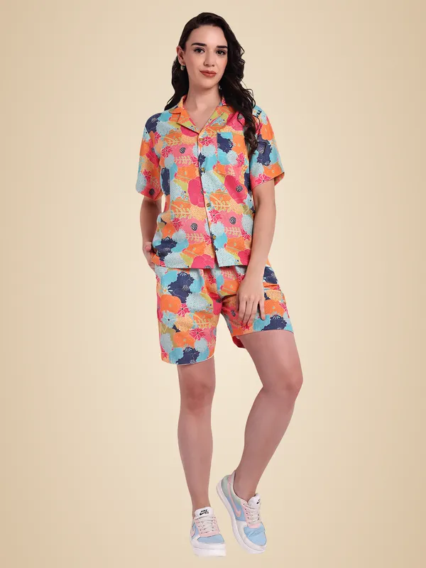 Multicolor_Cotton_Premium_&_Elegant_Top_&_Shorts_For_Women