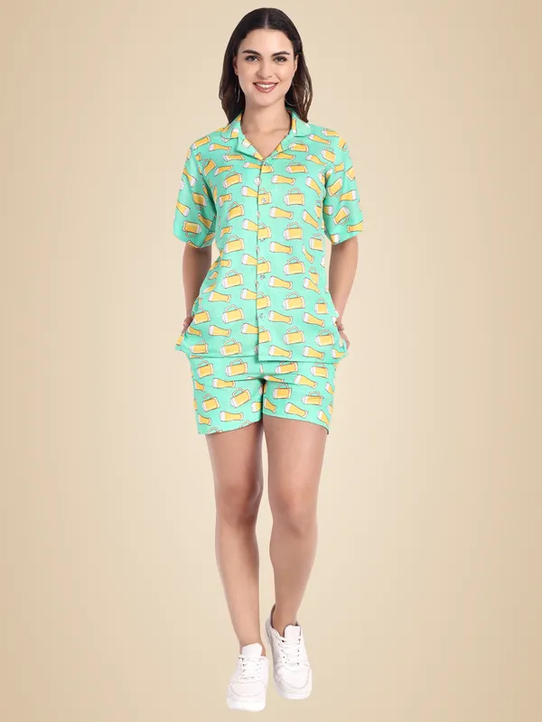 Light_Green_Cotton_Premium_&_Elegant_Top_&_Shorts_For_Women