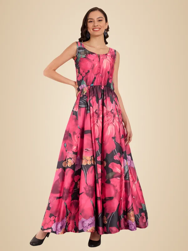 Red_Cotton_Premium_&_Elegant_Dress_For_Women