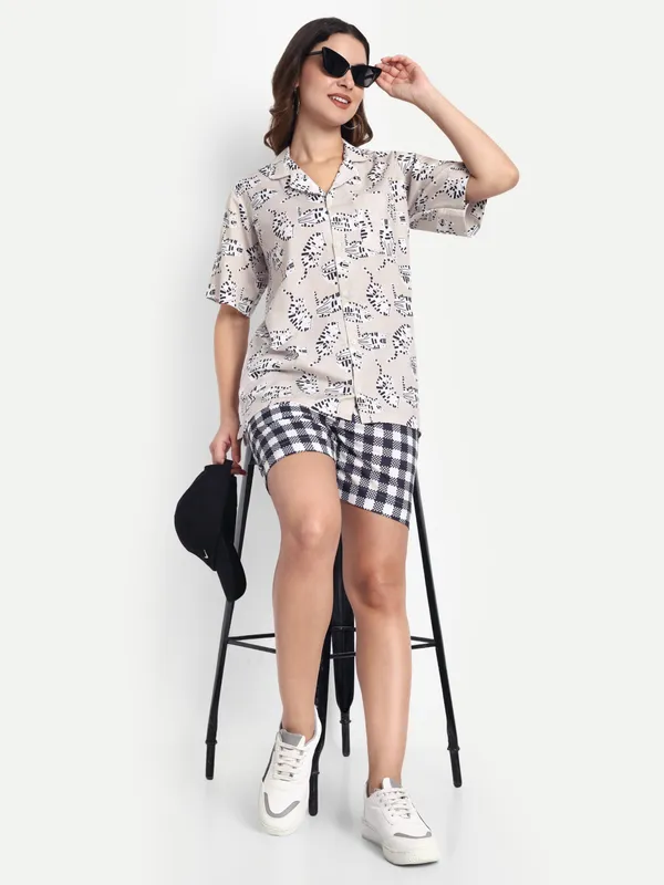 Beige_And_Black_Cotton_Premium_&_Elegant_Top_&_Shorts_For_Women