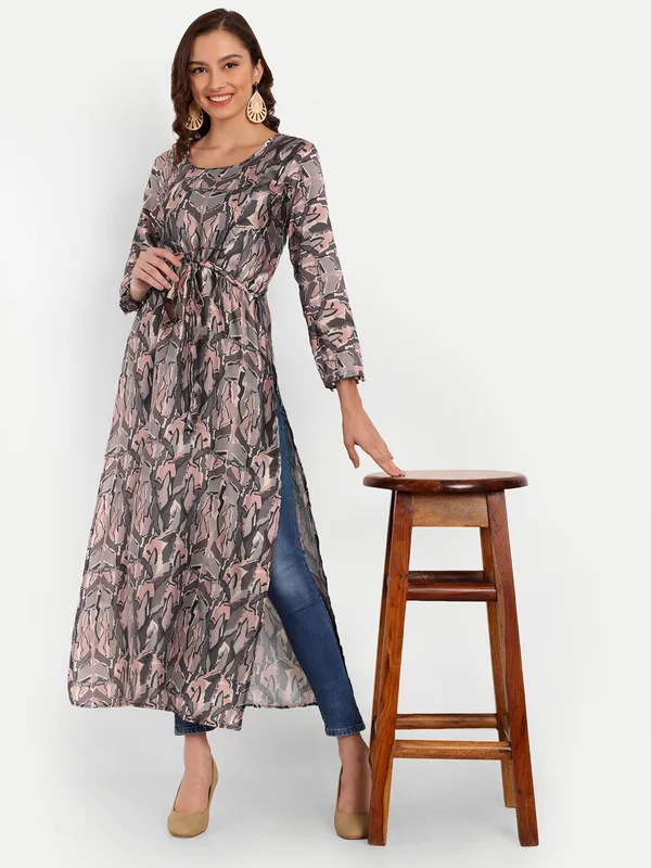 Grey_Cotton_Premium_&_Elegant_Kurti_&_Pant_For_Women