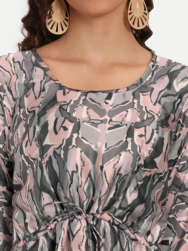Grey_Cotton_Premium_&_Elegant_Kurti_&_Pant_For_Women