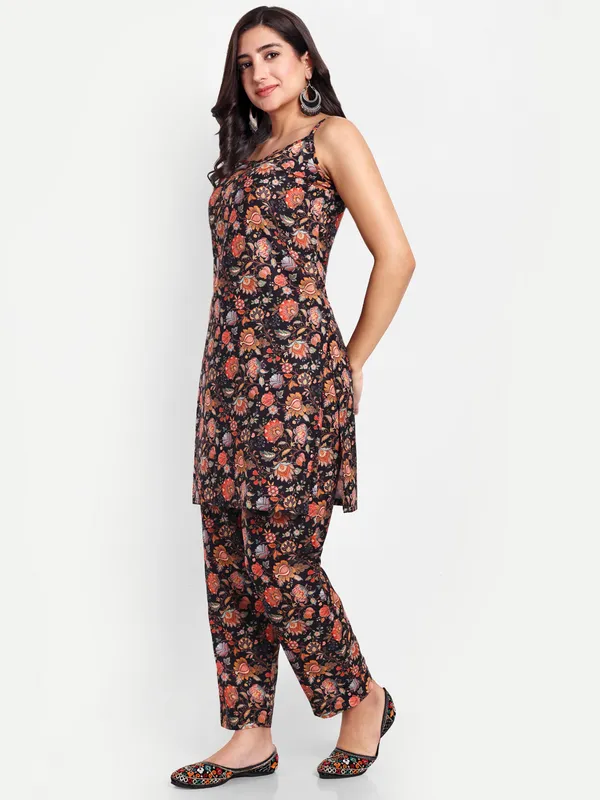 Black_Cotton_Premium_&_Elegant_Co-Ord_Set_For_Women