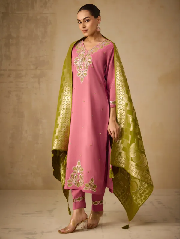 Dusky_Rose_Viscose_Shimmer_Kurta_Set_For_Women