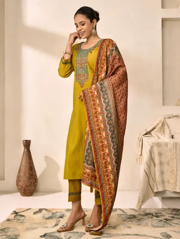Mustard_Viscose_Silk_Kurta_Set_For_Women