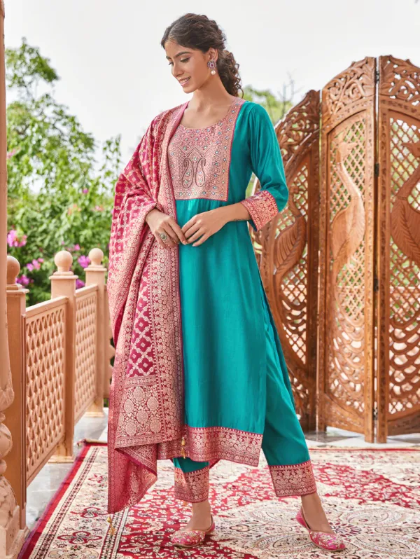 Dark_Cyan_Silk_Kurta_Set_For_Women