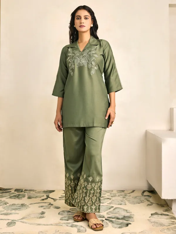 Finch_Green_Viscose_Silk_Co-Ord_Set_For_Women