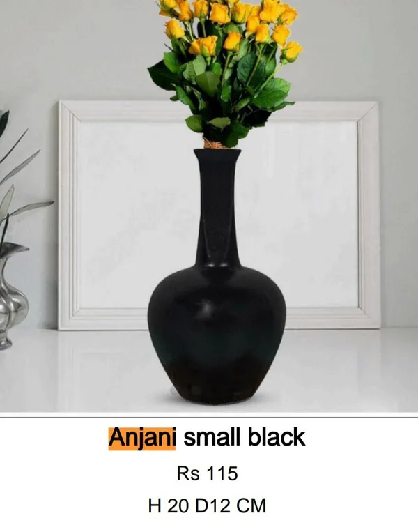 Black_Ceramic_Minimalist_Long_Neck_Matte_Vase